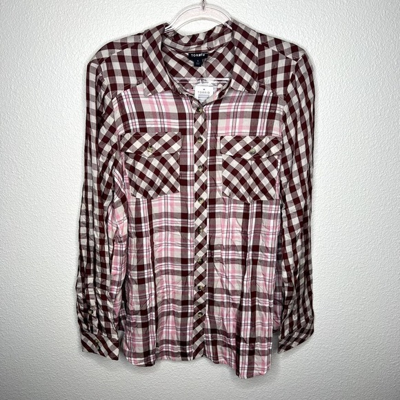 NWT Torrid Lizzie Rayon Twill Button Up Long Sleeved Shirt Size 1 (14/16) - Picture 2 of 4